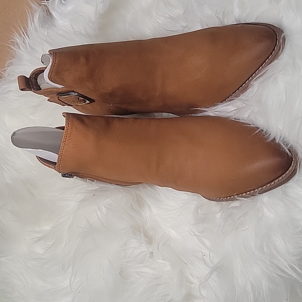 Ankle boots